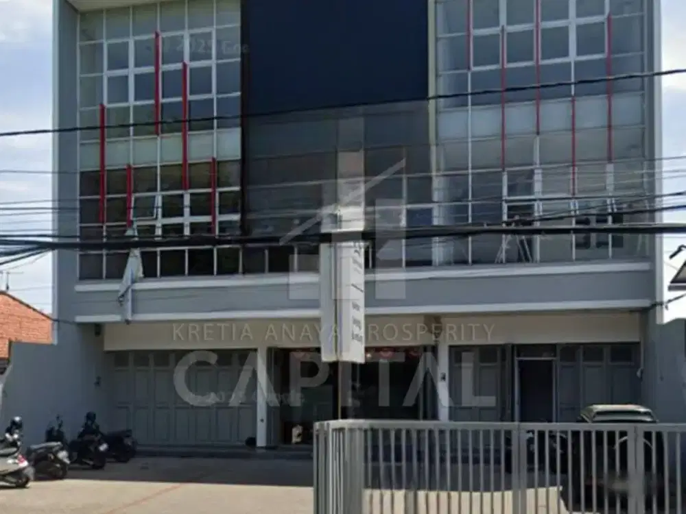 RUKO SIAP PAKAI TERAWAT POSISI STRATEGIS DAN RAMAI DI TENGAH KOTA BANDUNG AREA PELAJAR PEJUANG