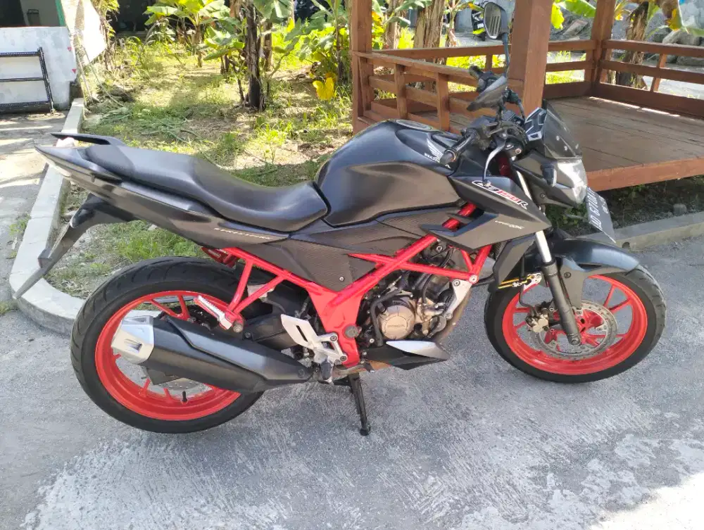 Cb 150 R SE murah