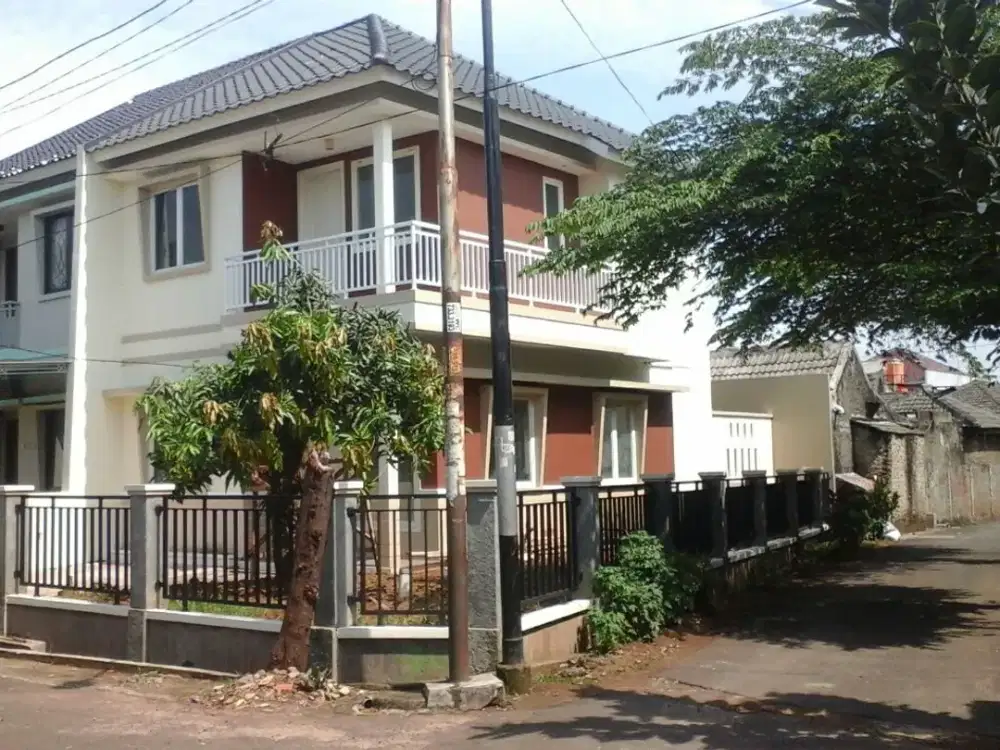 Rumah 2 Lantai Hook di Pondok Surya Ciledug Tangerang