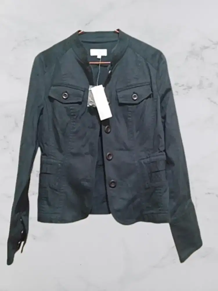 Jaket blazer branded wanita, baru murah