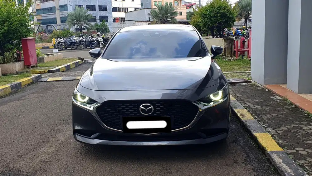 Km19rb mazda 3 sedan skyactive 2023 sunroof abu