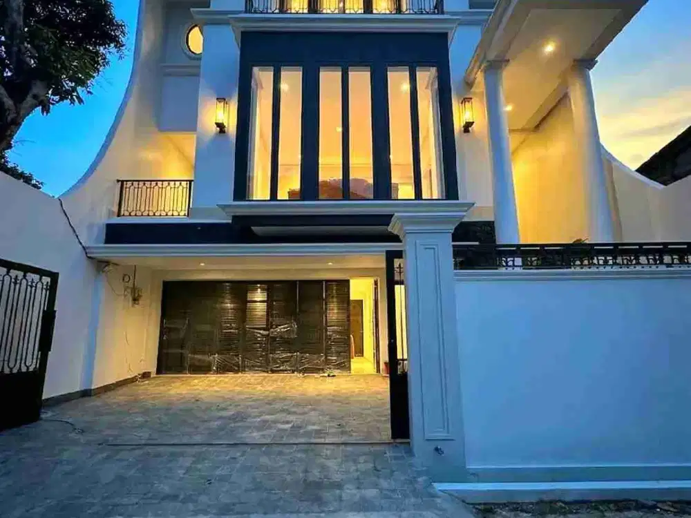 dijual Rumah baru Lokasi strategis di Cipete Jakarta Selatan
