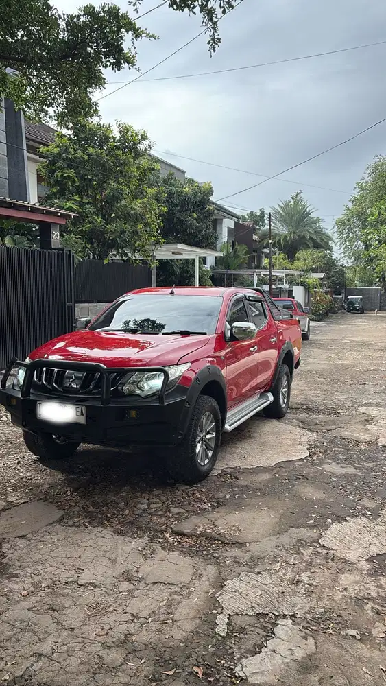 Mitsubishi Triton exceed matik