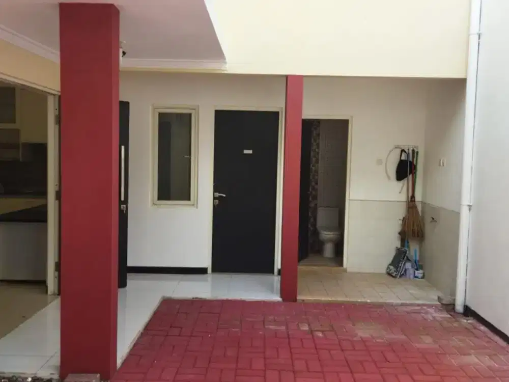 Dijual Rumah Taman Rivera Regency Medokan