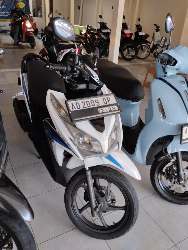 Honda Vario KZR 2013