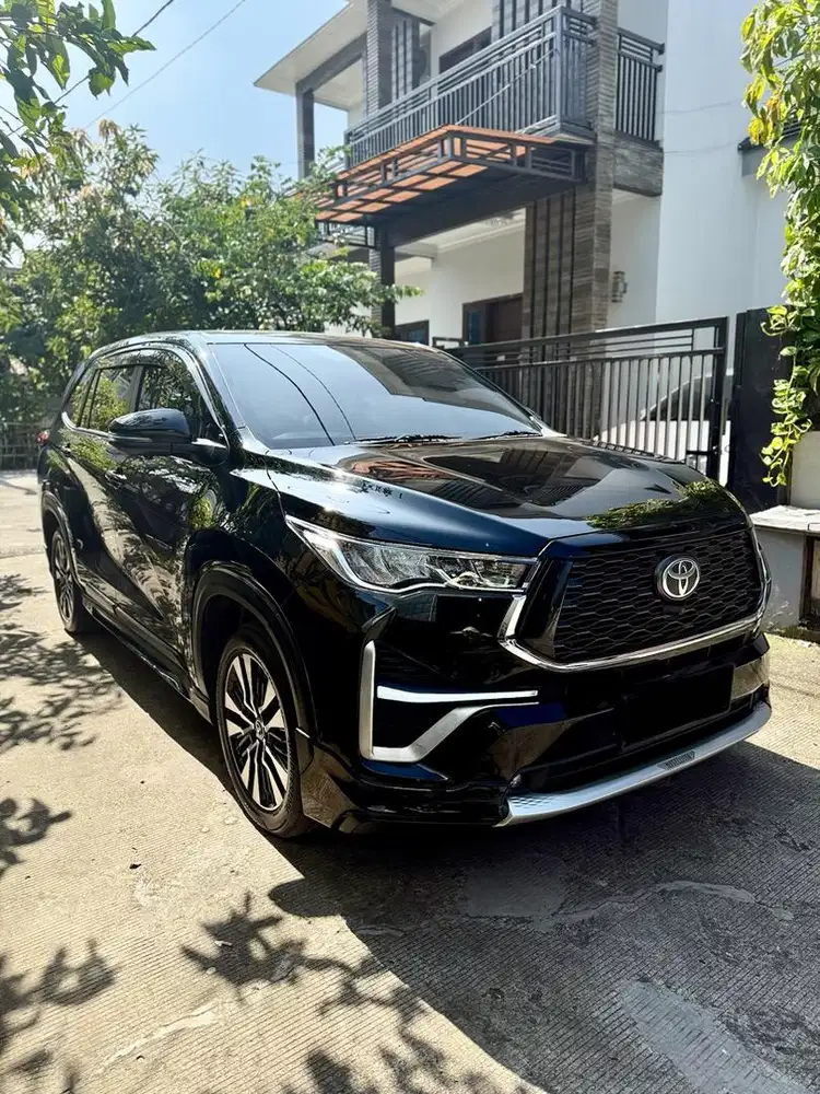 Innova Zenix V Hybrid Modellista 2023