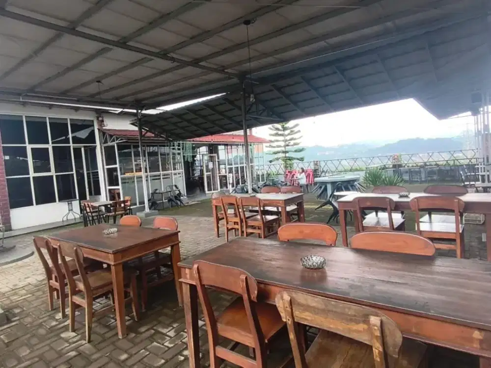 Dijual Tempat Usaha dengan View Gunung Ungaran di Jl. Raya Untung Suropati Semarang