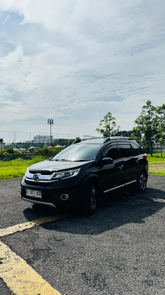 HONDA BRV E CVT 2017 Mulus harga Nego