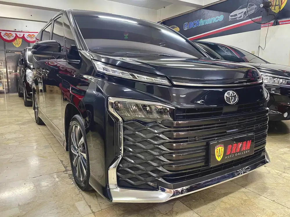 TDP30JT TOYOTA VOXY TSS 2023 GOOD CONDITION