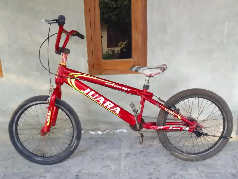 Sepeda BMX 20, untuk anak SD