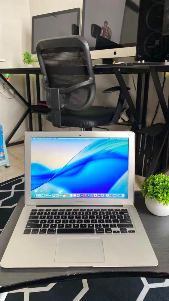 MACBOOK AIR 13 INCH EARLY 2014