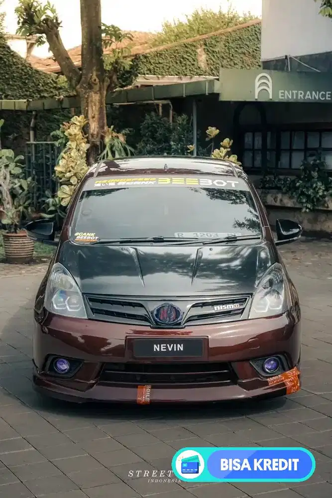 Nissan Grand livina 2012 Bensin