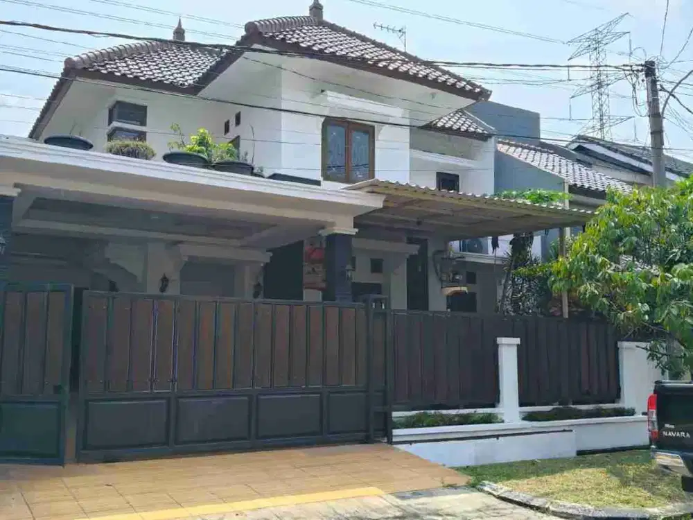 Rumah Bagus Semi Furnish  2 Lantai di Kemang Pratama Bekasi