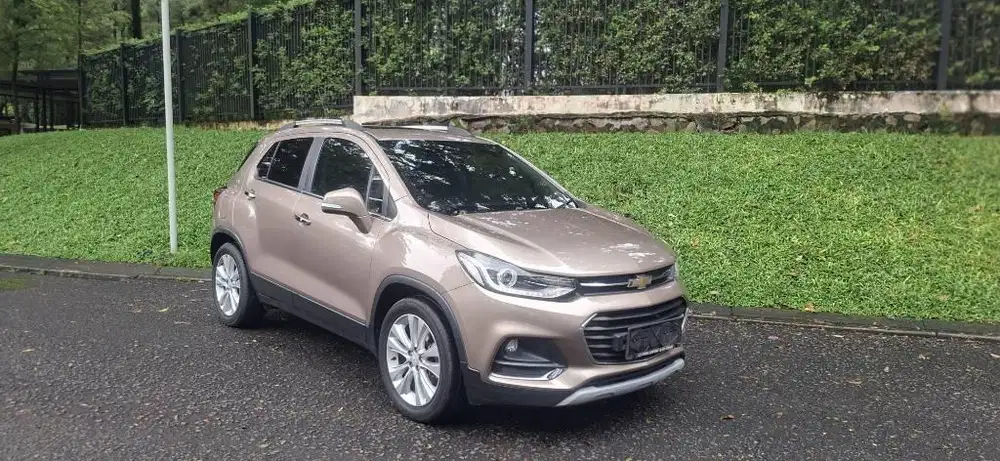 Chevrolet Trax 1.4L Turbo Premier 2020 Coklat