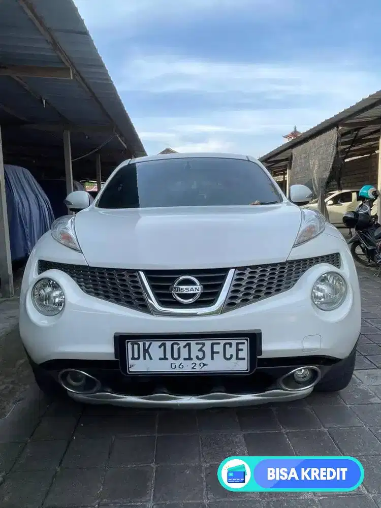 Juke 2014 Matic RX Red Edition Warna Putih, Kondisi Istimewa
