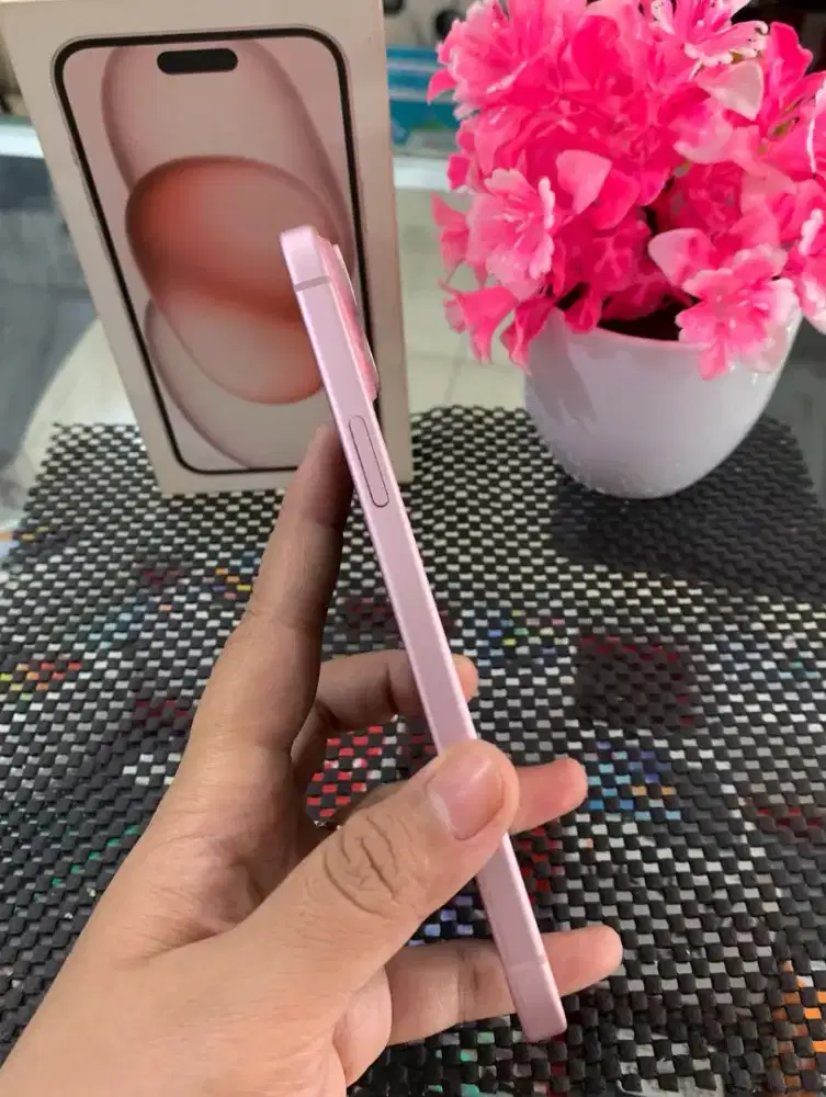 iPhone 15/ Free Adaptor Original iPhone, 0% DP, proses dibantu ACC