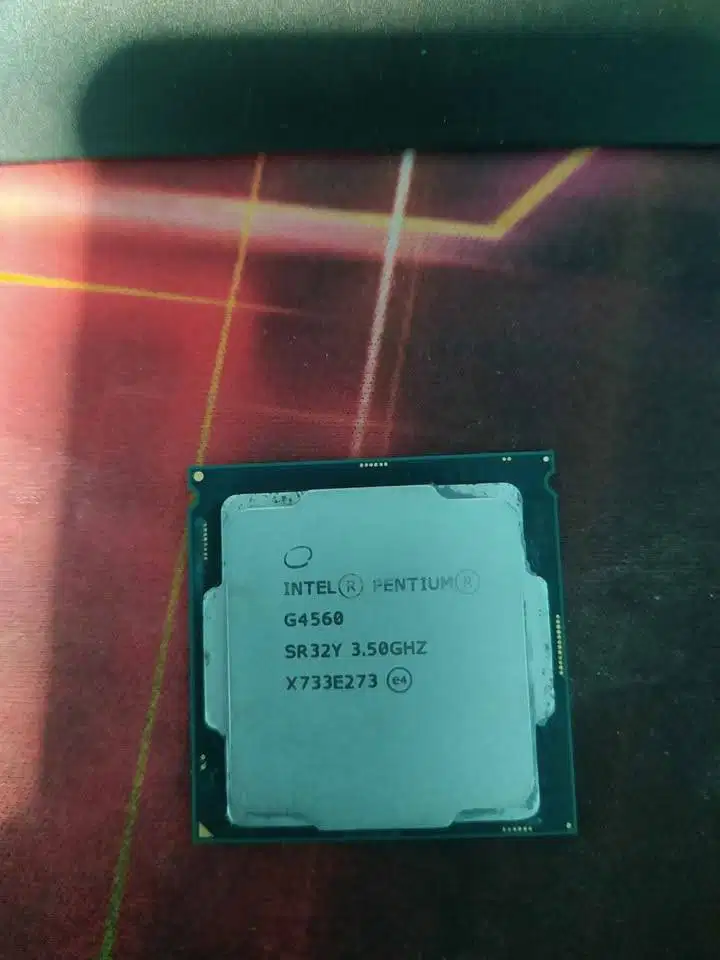 Processor Intel Gen 7 seri G4560 normal
