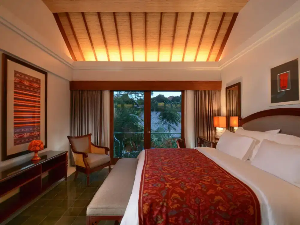 Disewakan Suite Satu Unit Kamar Tidur Dengan Akses Kolam Renang Di Kama Village