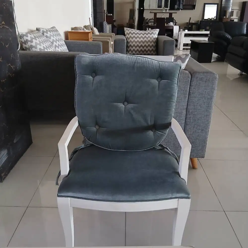 Mebel ROSEWOOD DINING CHAIR TIFFANY WITH ARM