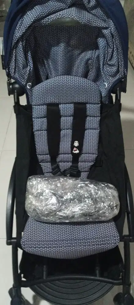 Preloved stroller yoyo2 airfrance case black