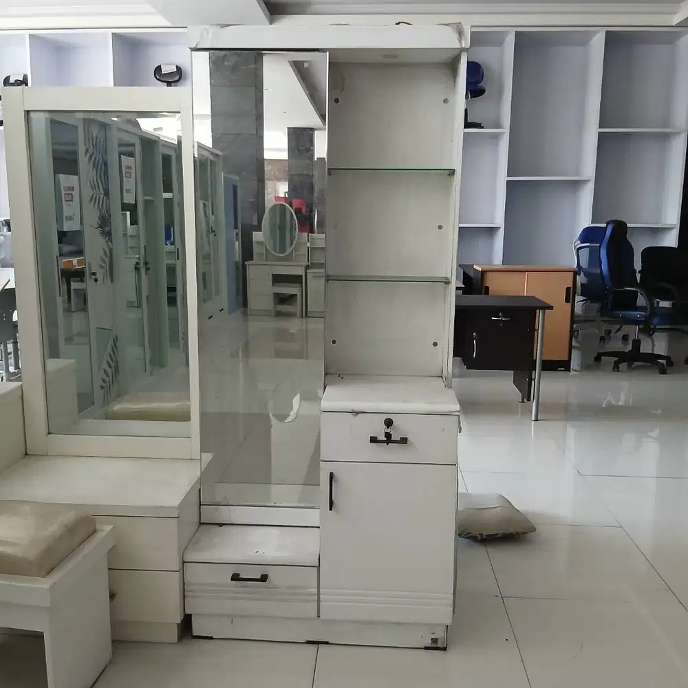 MEBEL SIANTANO MEJA RIAS DRESSER CAPITOL