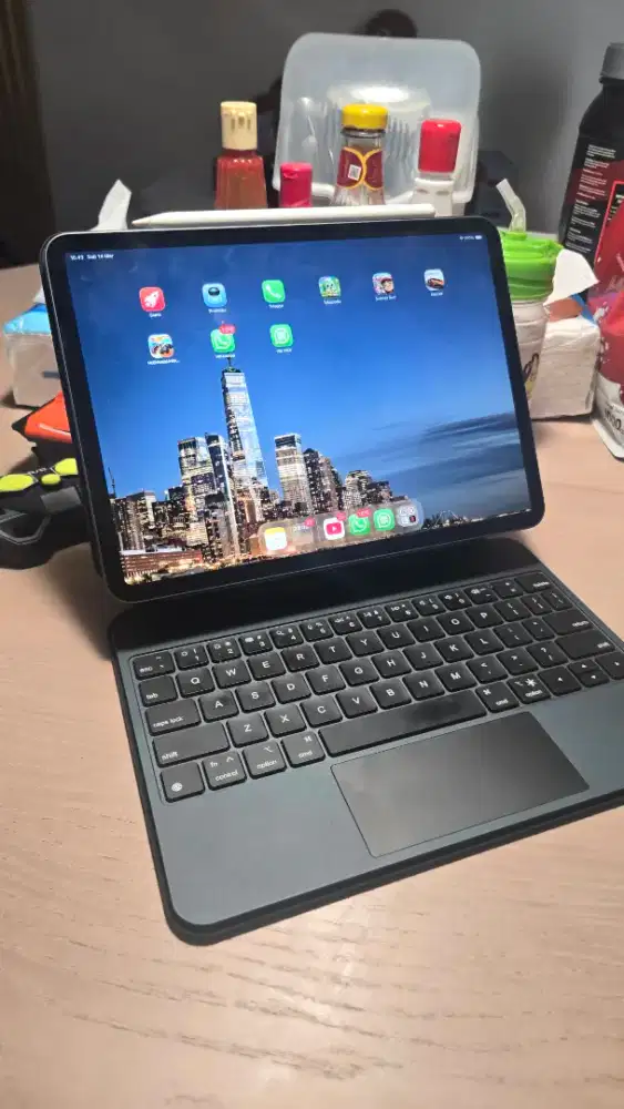 NEGO Ipad 2018 11 inch + pen apple ori + keyboard magic gojoodoq ori