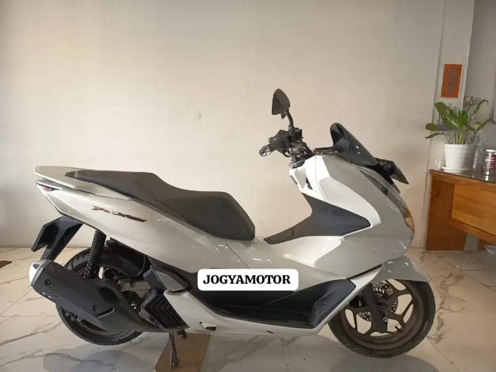 [R] NEW PCX 160 ABS 2024
