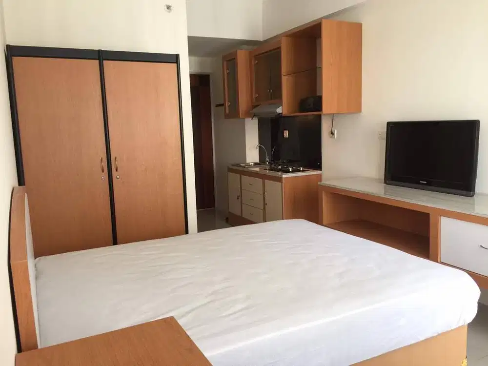 Gunawangsa MERR SHM Fully Furnished tower B pool view