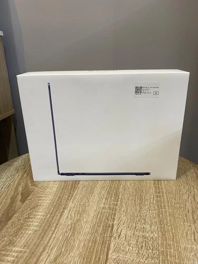 MACBOOK AIR M2 2022 13 NEW SEGEL RAM 16GB SSD 256GB RESMI IBOX