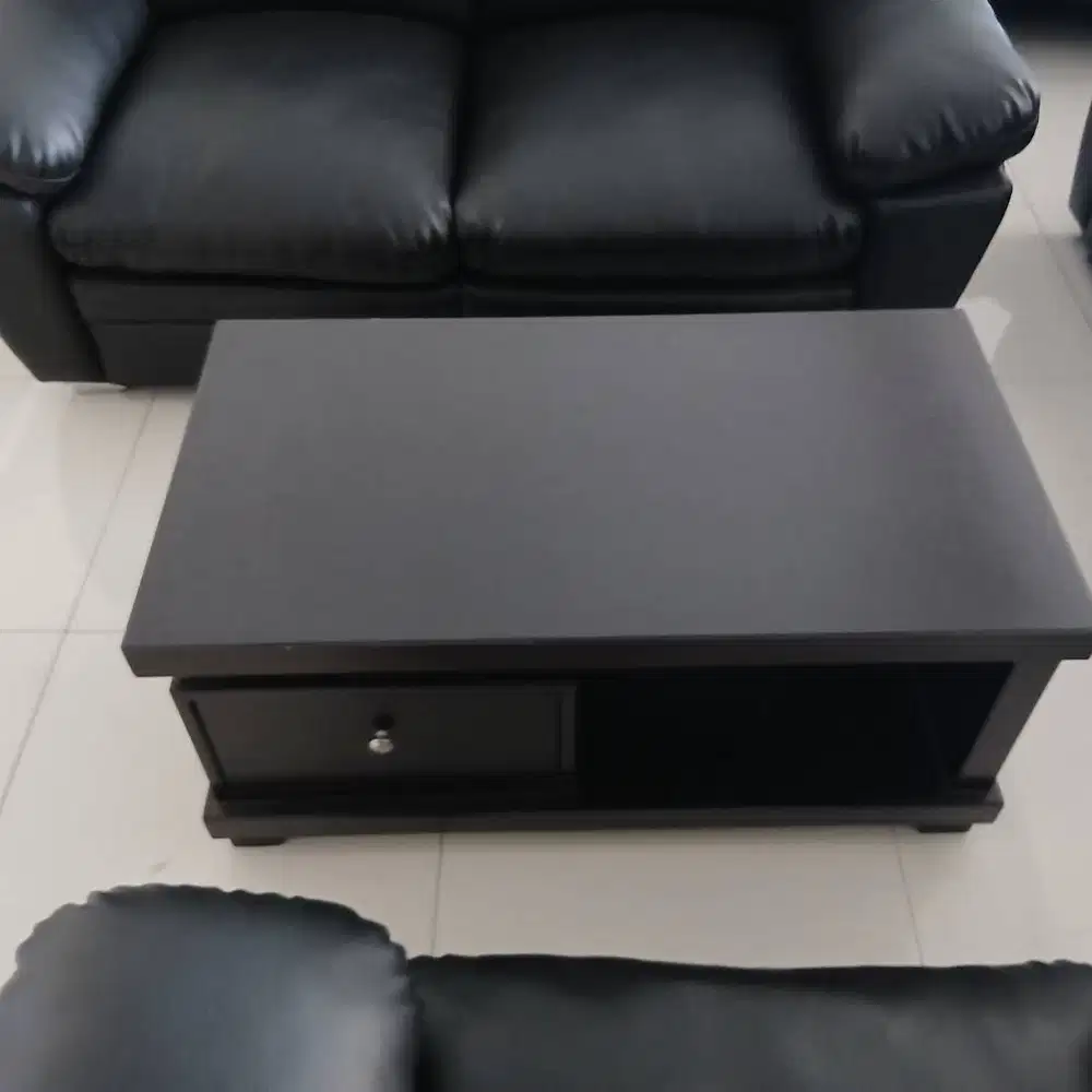 MEBEL LMK MEJA TAMU MT04