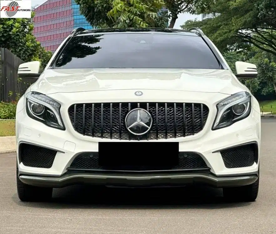 MERCEDES BENZ GLA45 AMG 2015 2.0 TURBO PANORAMIC LOW KM.41RB
