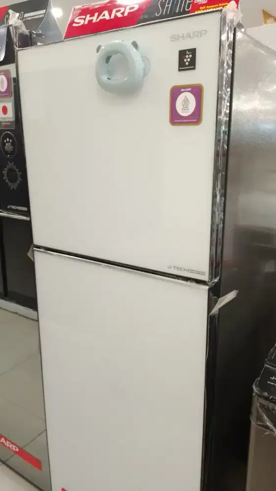 Kulkas Sharp 2 pintu white glitter