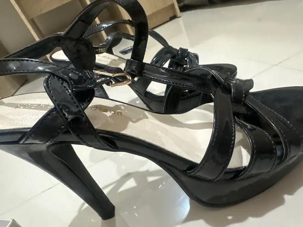 HEELS TRANSPARANT luxia new 38