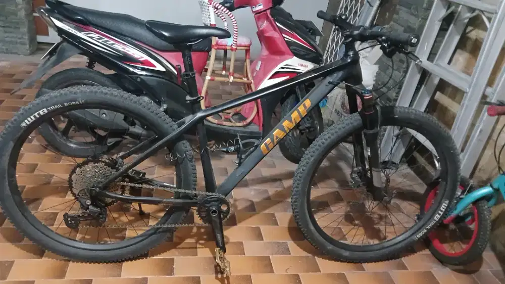 Sepeda Gunung MTB 27.5 Camp Slix Z12
