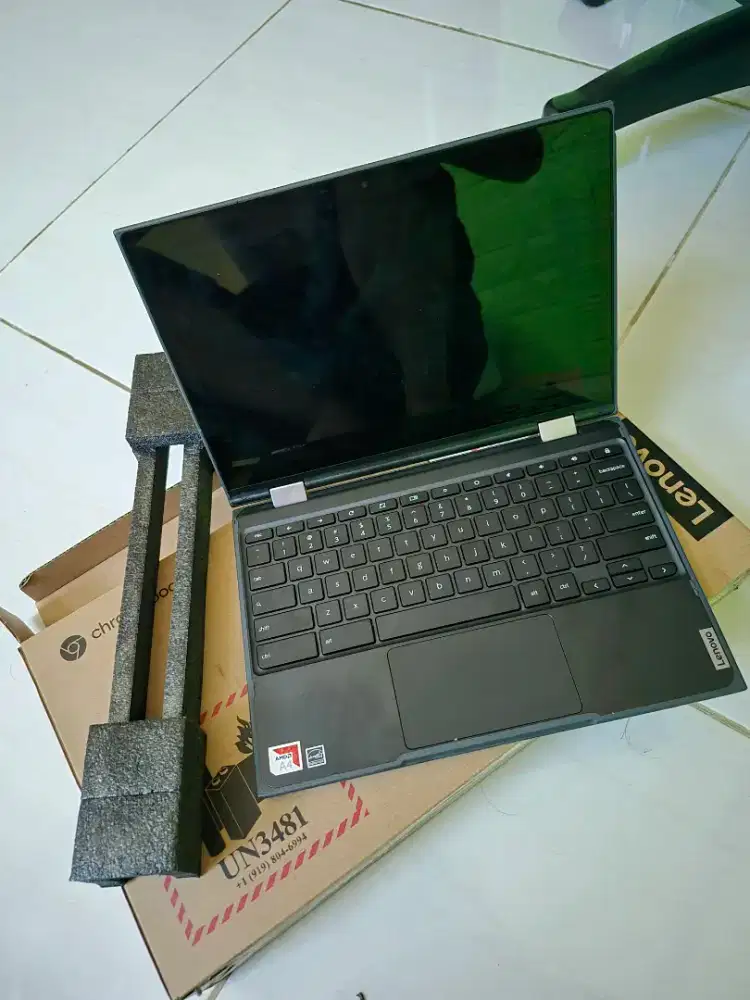 Laptop Lenovo Chromebook 300e Second Like new