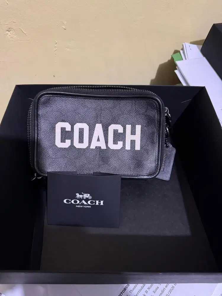 Tas Clutch Coach Pria original.