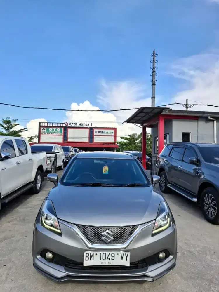 Baleno HB 2017 manual. Km 122rb