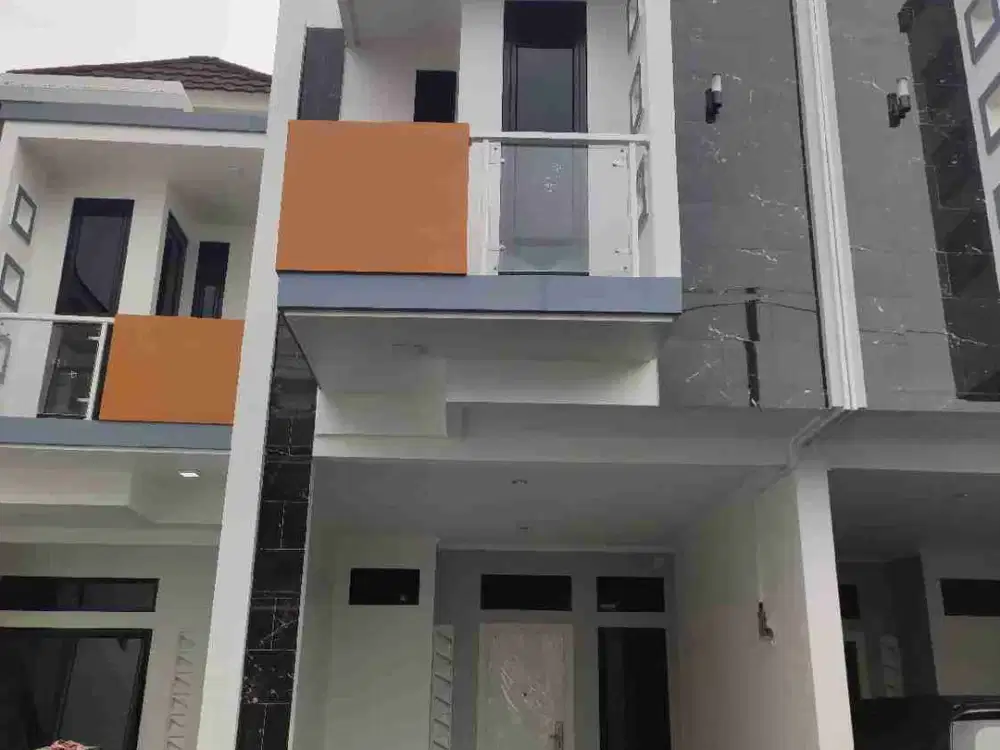 Rumah dijual murah dekat RSUD persahabatan jl Sodong Cipinang Jakarta Timur