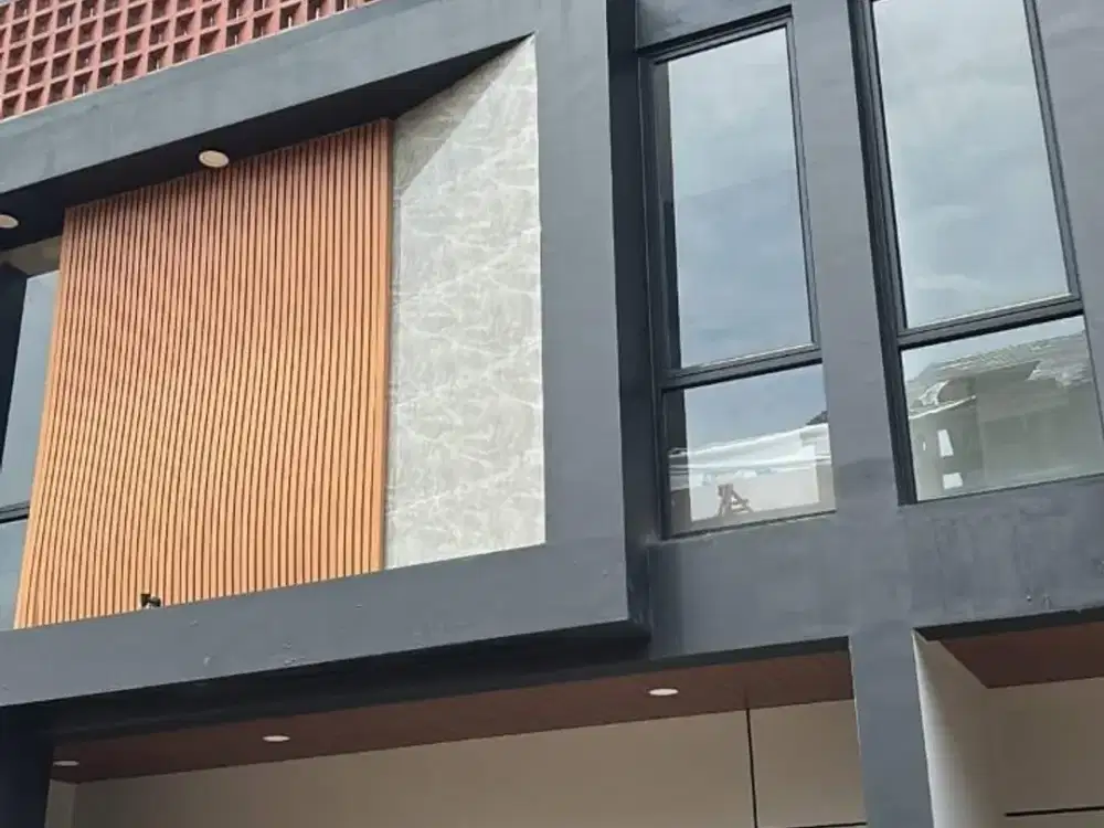 Dijual Rumah 3 Lantai Fully Furnished di Area Cibubur – Privat Cluster