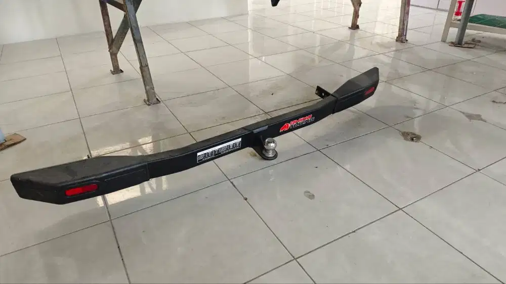 Towing bar reflektor innova bekas