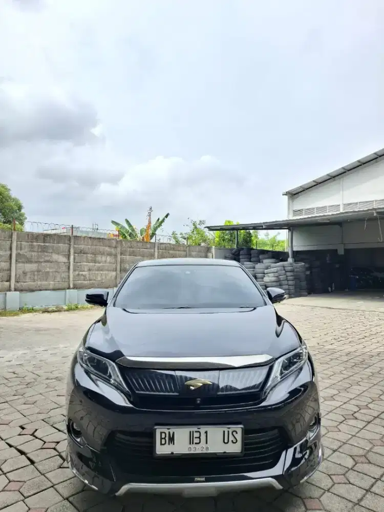 Harrier 2014 2.0 advance matic. Km 90rb