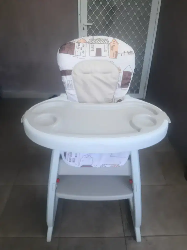 Kursi Meja Makan Balita Pliko