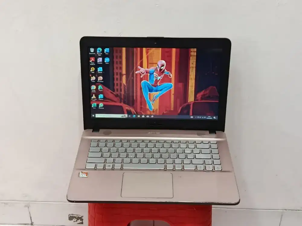 Laptop Asus X441BA Prosesor AMD A4-9125