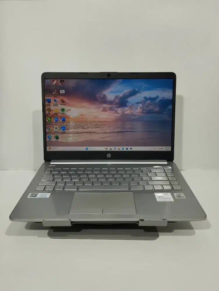 LAPTOP HP PAVILION 14S-CF2517TU