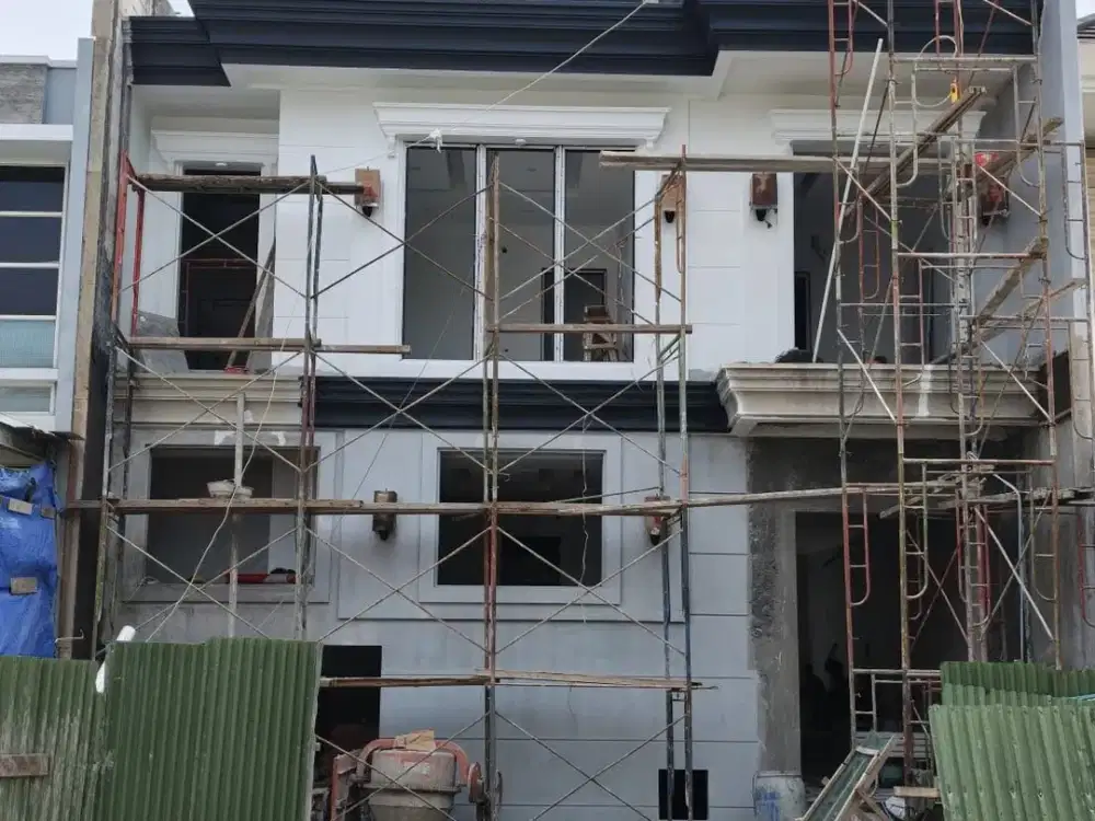 New House American Modern Pakuwon Indah Surabaya | Dekat Supermall & Graha Family