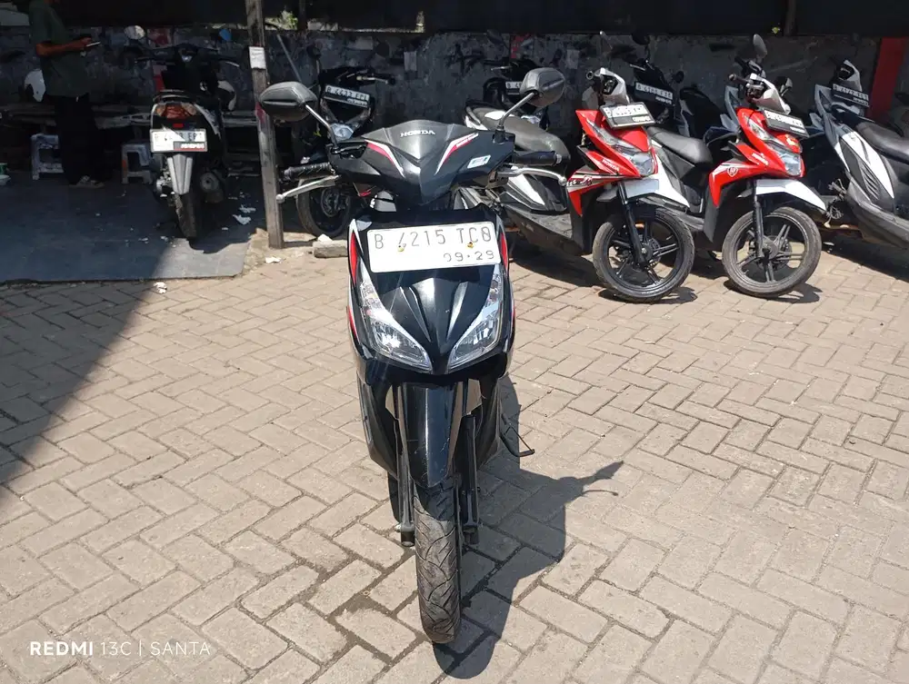 Honda Vario 110 fi Tahun 2014 surat komplit