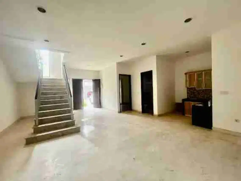 Rumah Cantik Golf Island 2 lantai 8x15 Jual Murah Siap Huni