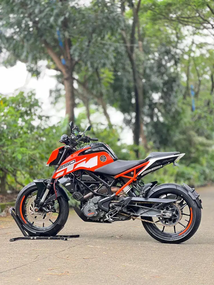 KTM DUKE 250 ABS 2018 ORANGE PAJAK PANJANG SIAP RIDING