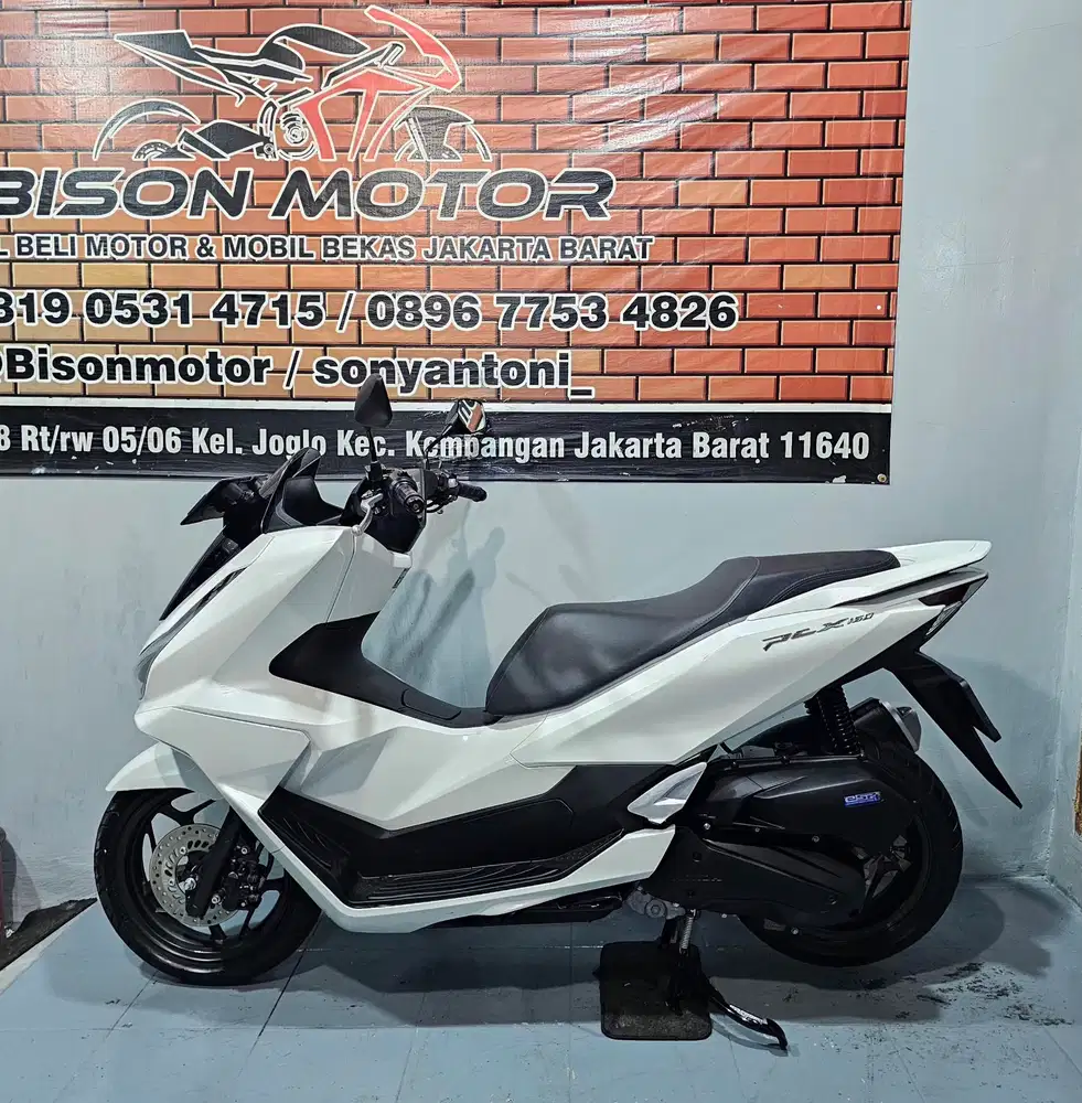 ISTIMEWA! HONDA NEW PCX 160 CBS ISS KEYLESS TAHUN 2025 PUTIH GLOSSY