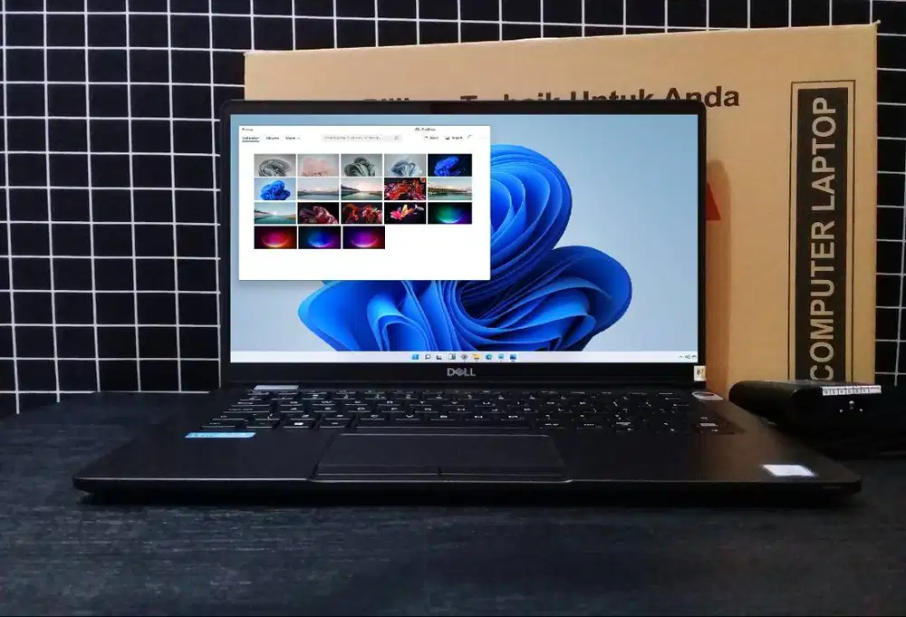 Laptop Core i5 Gen8 TouchScreen Fulzet original mulus segel all normal